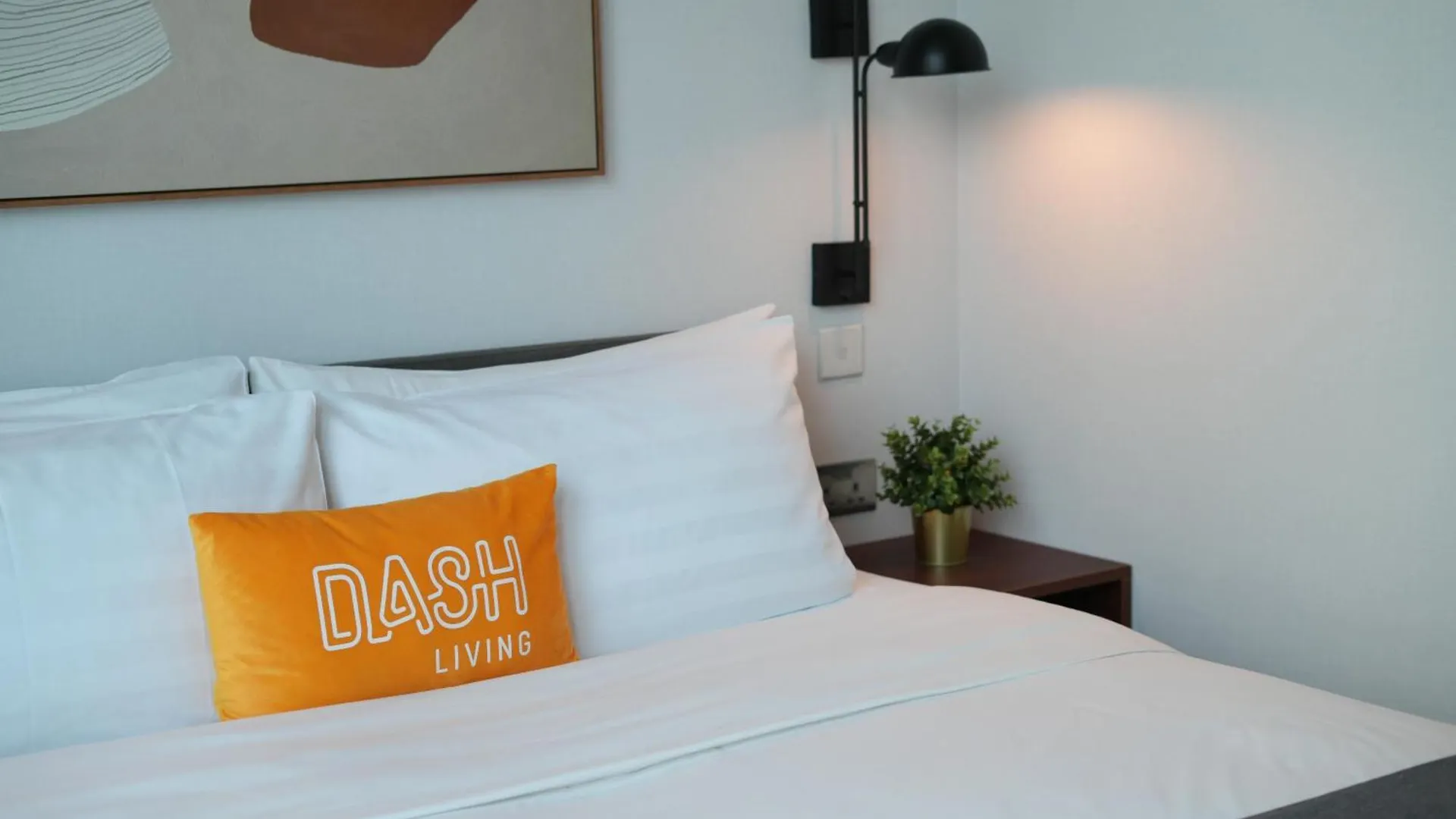 Dash Living On Queen'S Hongkong Hotel