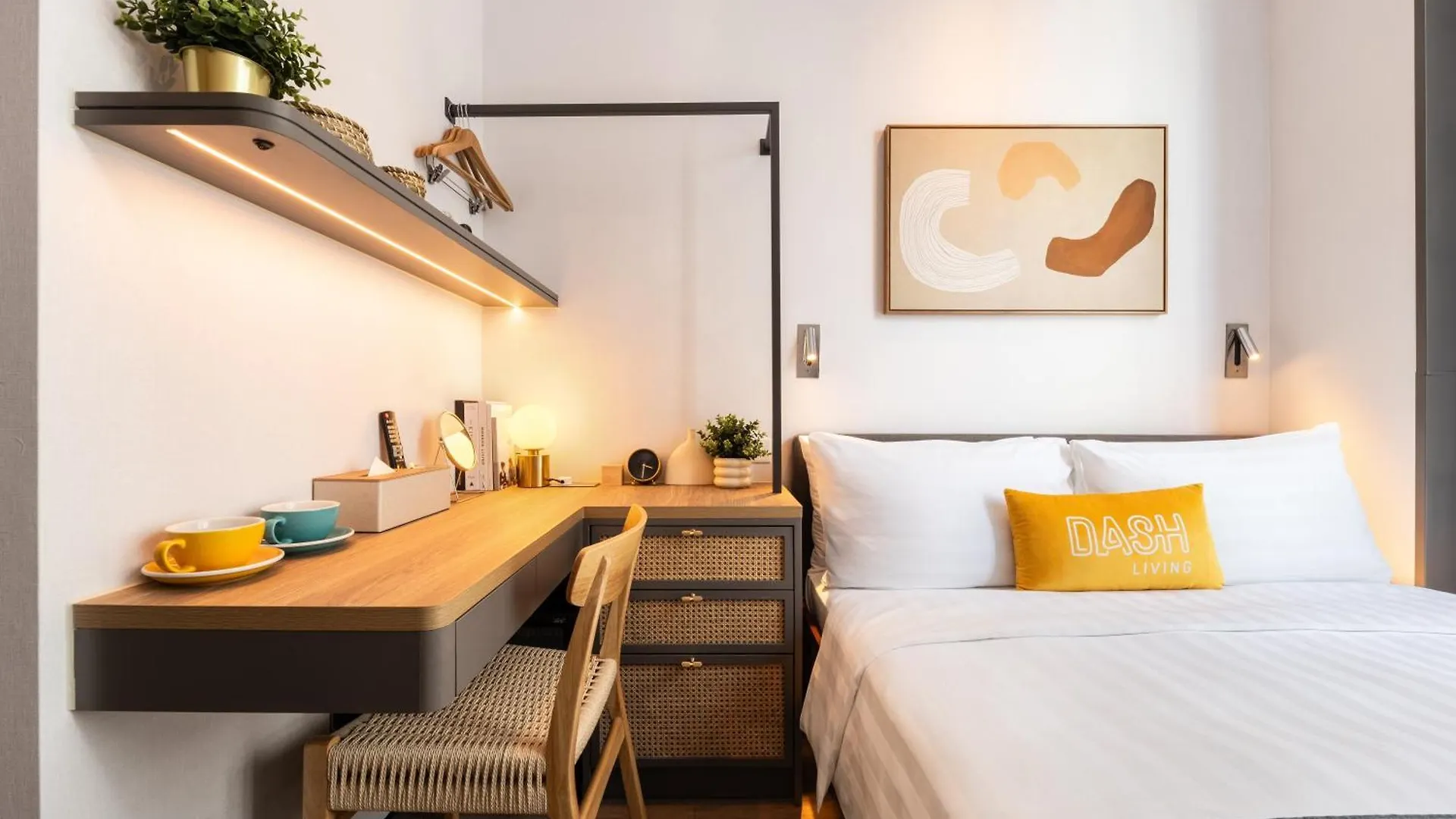 Dash Living On Queen'S Hongkong Hotel