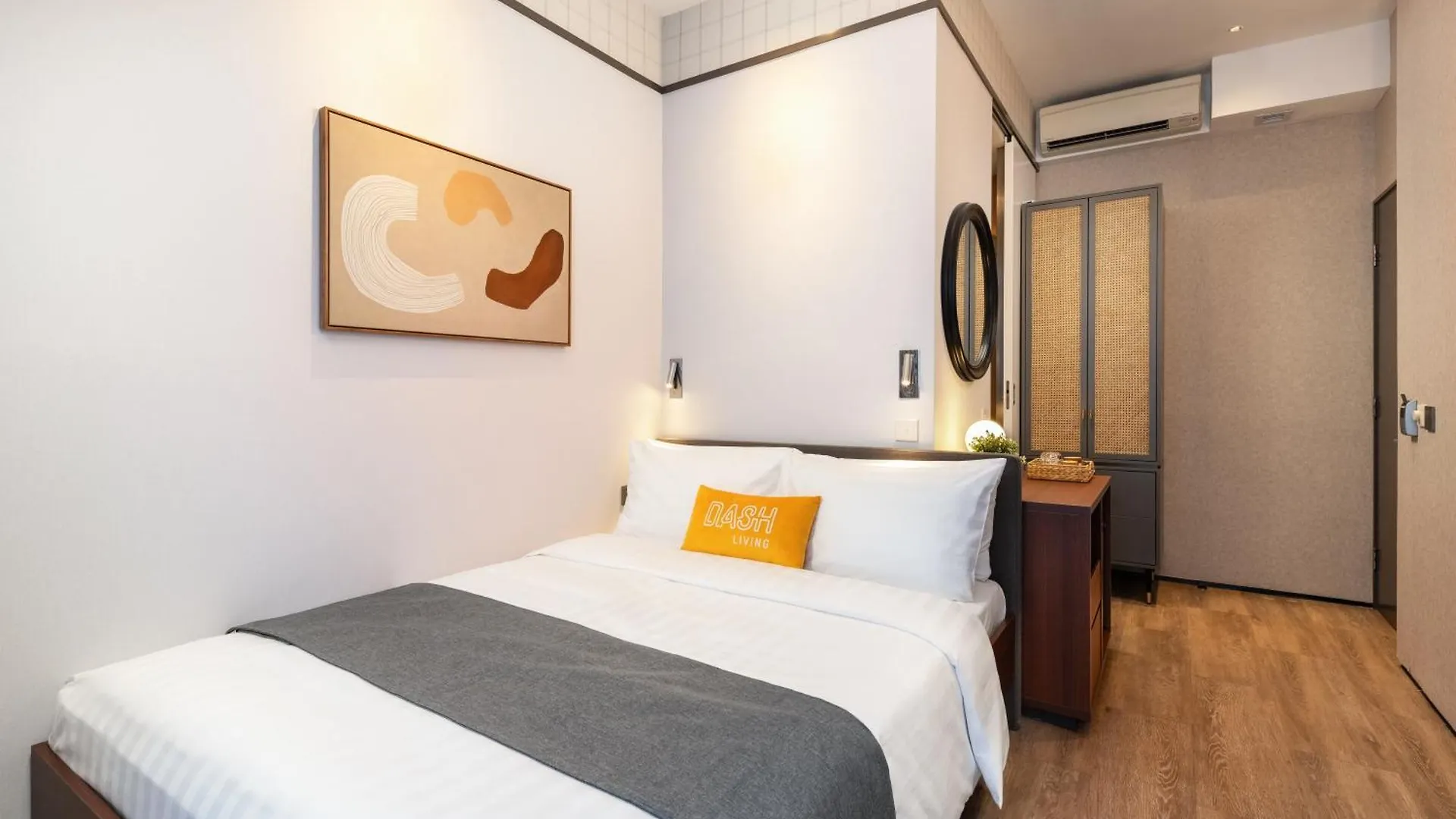 Hotel Dash Living On Queen'S Hongkong