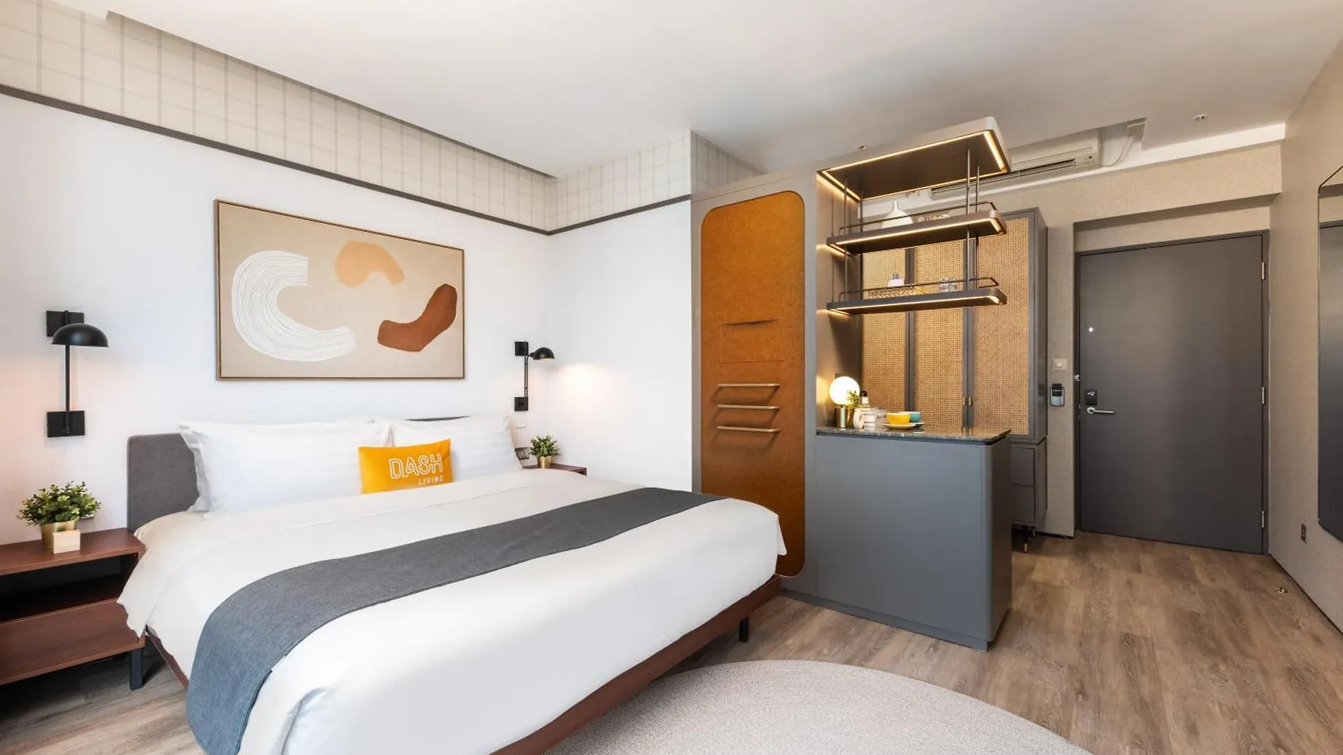 Dash Living On Queen'S Hongkong Hotel
