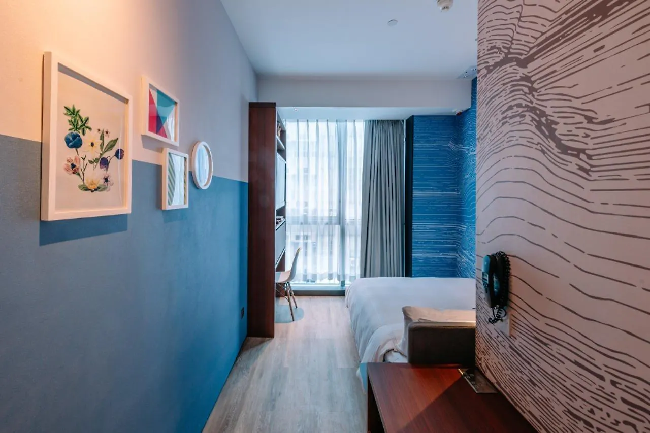 Dash Living On Queen'S Hong Kong
